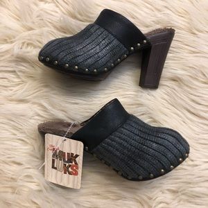 MUK LUKS Grey Kameryn Faux Fur Lined Mule Clogs